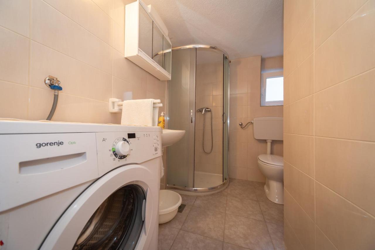 Apartmani Dada Biograd Na Moru Eksteriør bilde