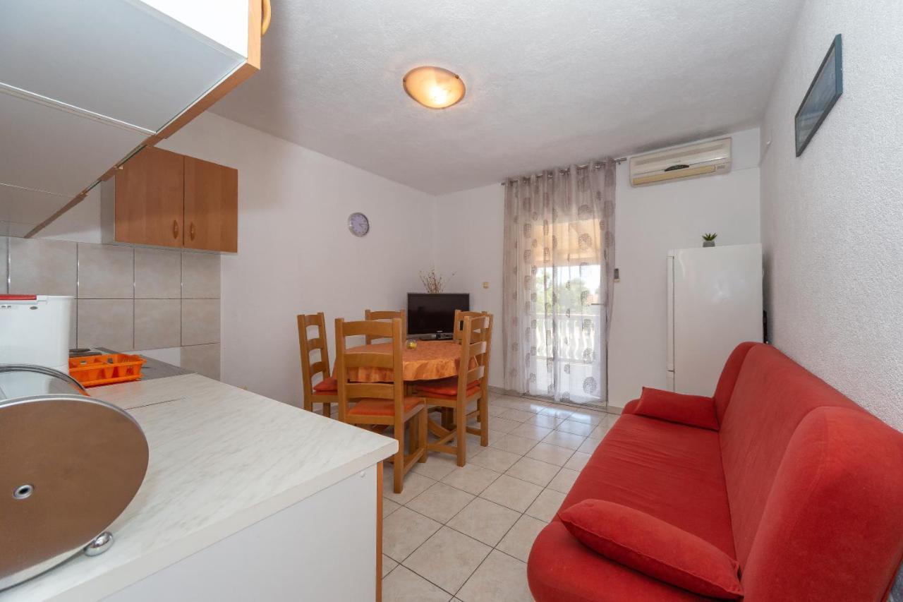 Apartmani Dada Biograd Na Moru Eksteriør bilde