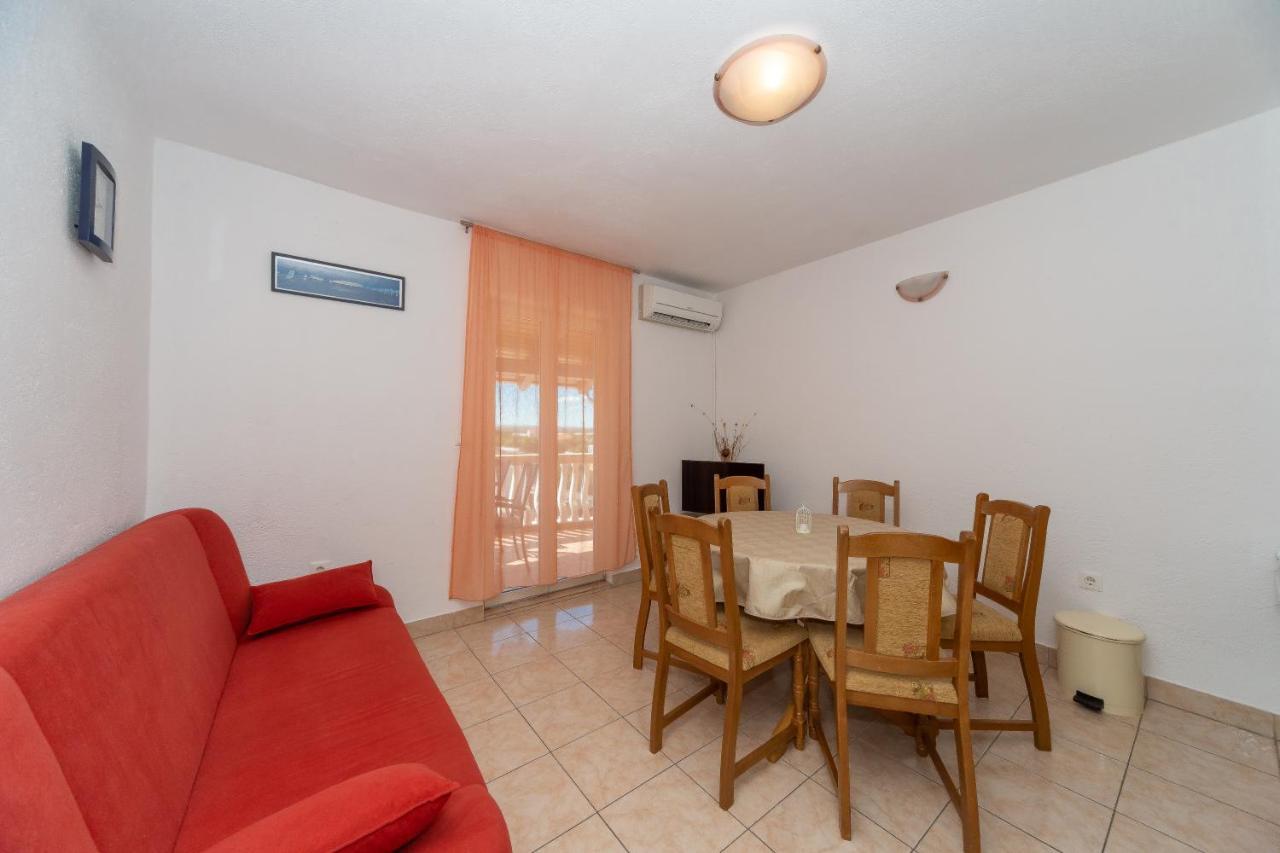 Apartmani Dada Biograd Na Moru Eksteriør bilde