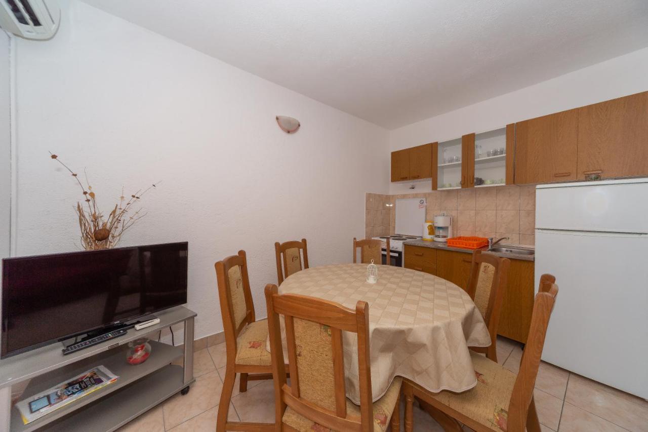 Apartmani Dada Biograd Na Moru Eksteriør bilde