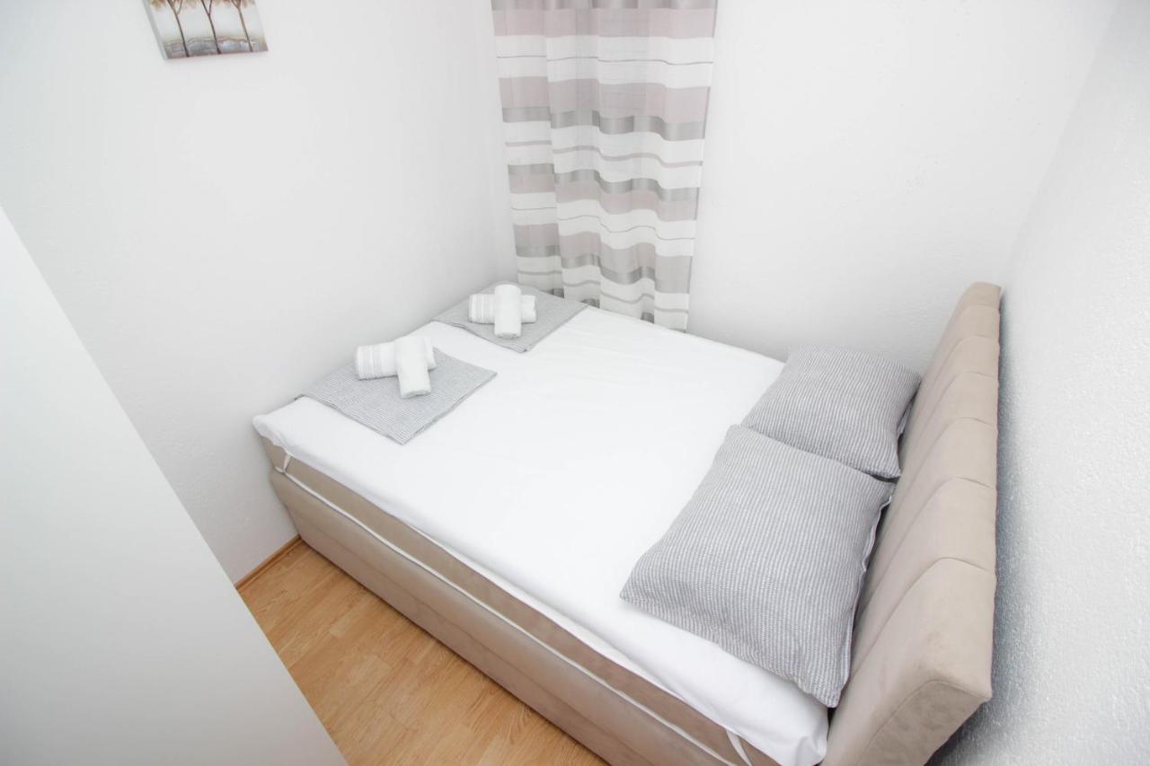 Apartmani Dada Biograd Na Moru Eksteriør bilde