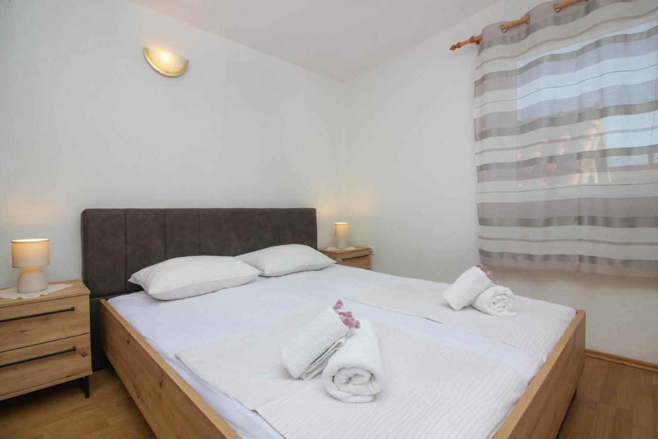 Apartmani Dada Biograd Na Moru Eksteriør bilde