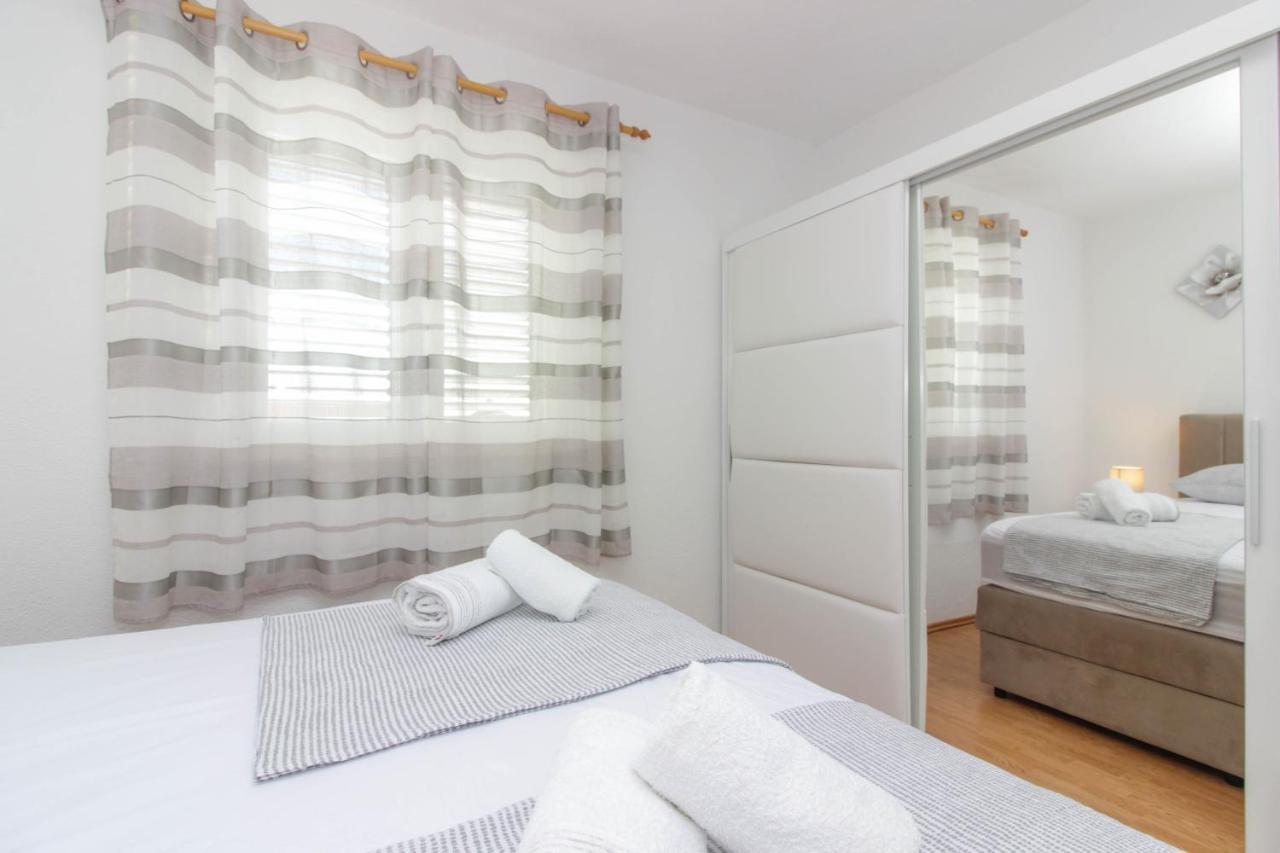 Apartmani Dada Biograd Na Moru Eksteriør bilde